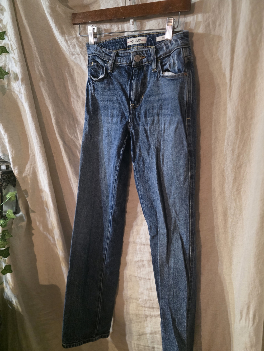GUESS Sexy Curve Skinny Jeans